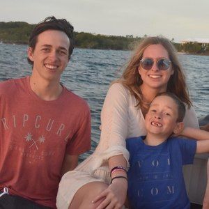 Meet your Posher, Collin